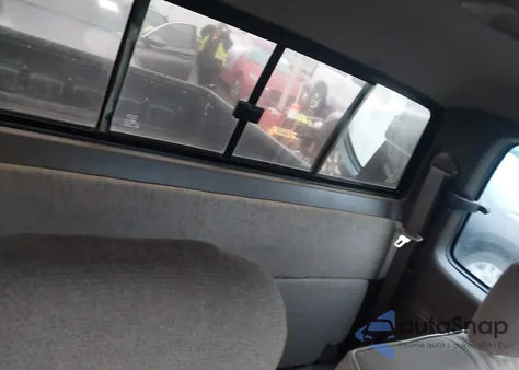 1998 Toyota Tacoma из США, поврежденный, VIN 4TAWM72N2WZ083396